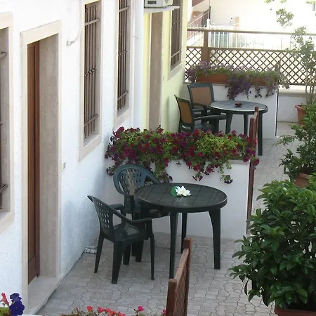 Nonna Pina Bed and Breakfast