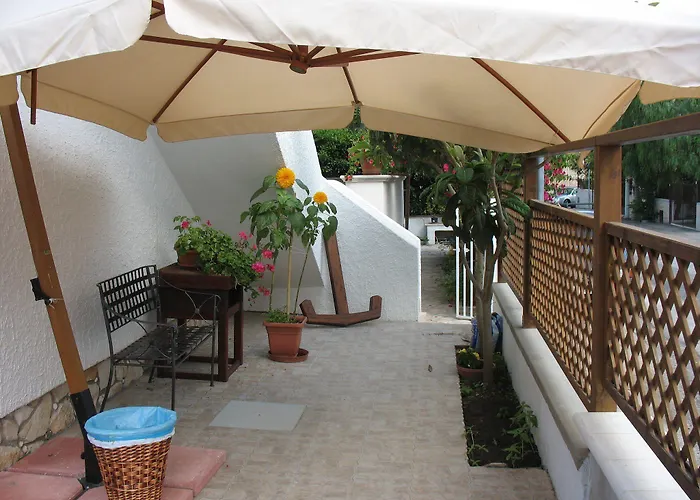 Nonna Pina Torre Canne